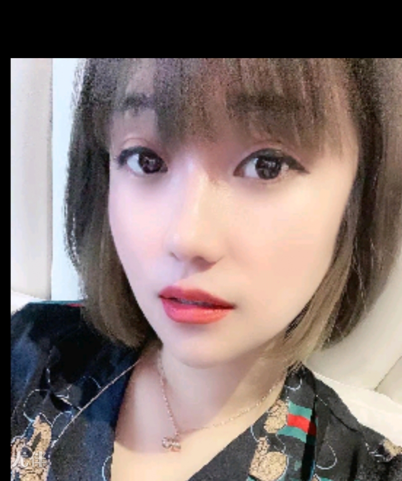 南京伴游网会员小莹莹啊微信手机号及相册-26岁女身高163CM中专以下学历职业医生护士(图1)